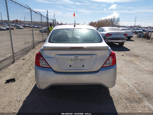 3N1CN7AP5HL904561 Nissan Versa 1.6 S+