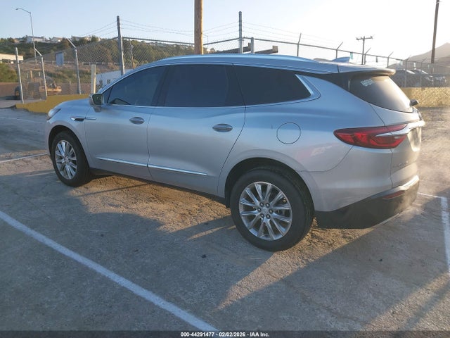 5GAERBKW1LJ135853 Buick Enclave Fwd Essence
