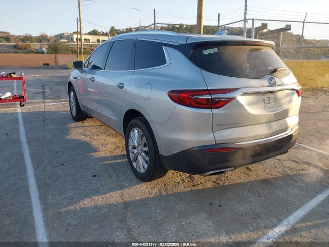 5GAERBKW1LJ135853 Buick Enclave Fwd Essence