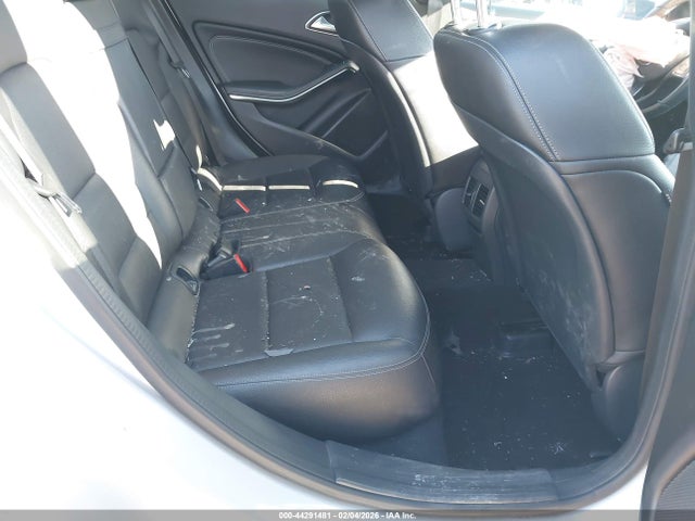 WDCTG4EB4JJ431487 Mercedes-Benz GLA 250