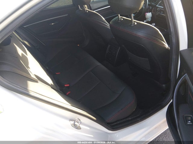 WBA8B9G55JNU99947 BMW 330I