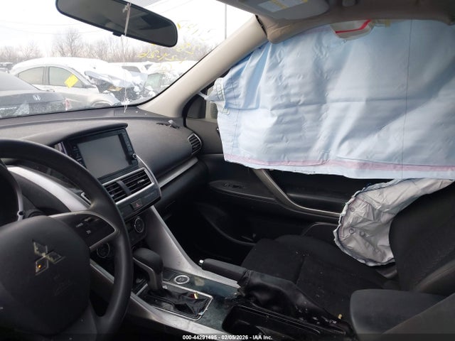 2020 MITSUBISHI ECLIPSE CROSS JA4AT3AA8LZ039711 Photo 4