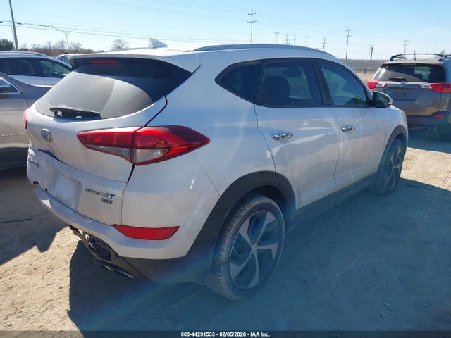 2016 HYUNDAI TUCSON KM8J3CA25GU161424 Photo 3
