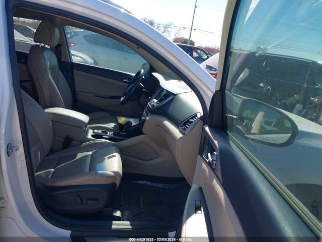 2016 HYUNDAI TUCSON KM8J3CA25GU161424 Photo 4