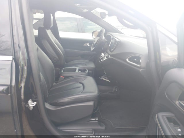 Chrysler Pacifica Select 2025 2C4RC1BG5SR540533 Image 5