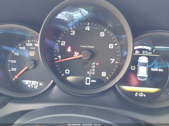 2018 PORSCHE MACAN WP1AA2A51JLB08231 Photo 6