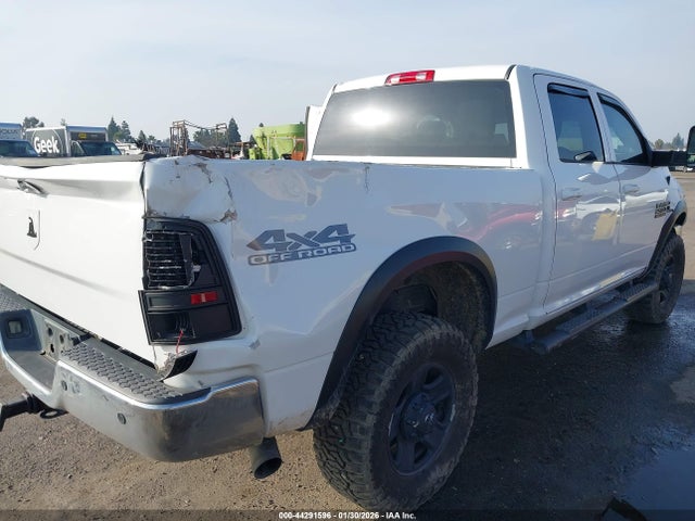 3C6UR5CL7JG290008 RAM 2500 Tradesman 4x4 6&#039;4 Box