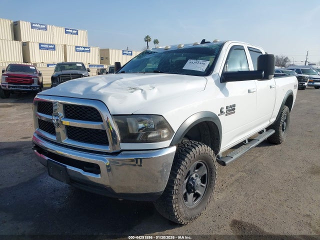 3C6UR5CL7JG290008 RAM 2500 Tradesman 4x4 6&#039;4 Box