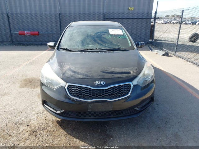 KNAFK4A66G5544091 KIA FORTE LX