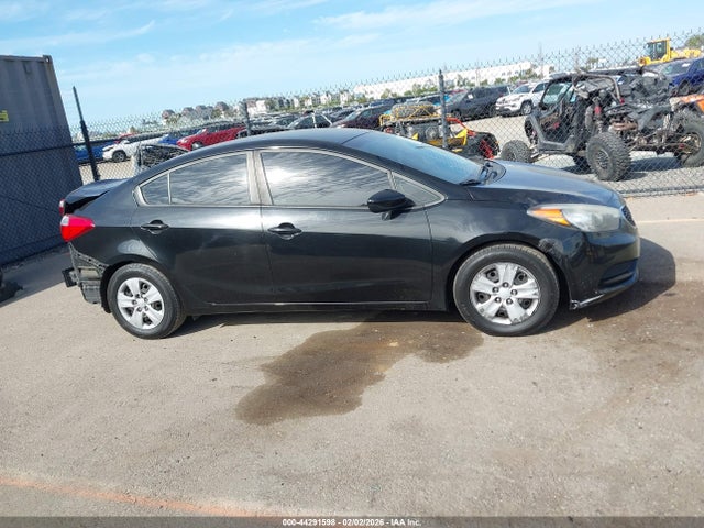 KNAFK4A66G5544091 KIA FORTE LX