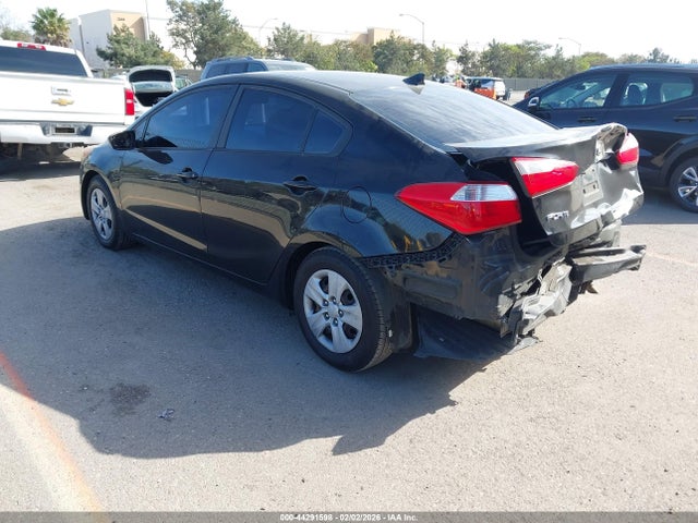KNAFK4A66G5544091 KIA FORTE LX