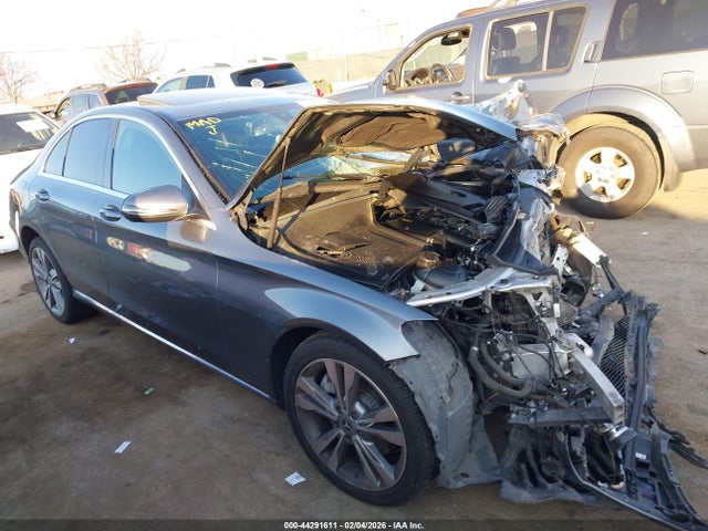 2018 MERCEDES-BENZ C 300 55SWF4JB3JU253881 Photo 0