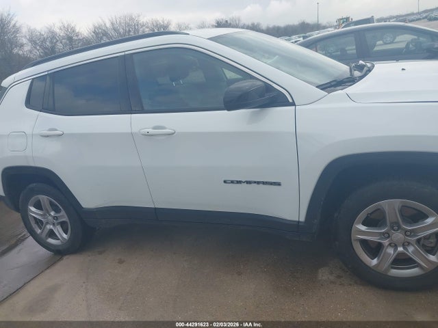 Jeep Compass Latitude 4x4 2024 3C4NJDBN8RT604950 Image 13