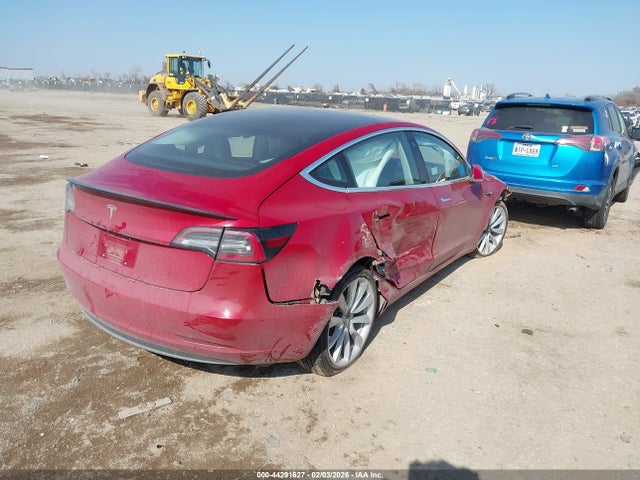 2018 TESLA MODEL 3 5YJ3E1EA9JF047052 Photo 3
