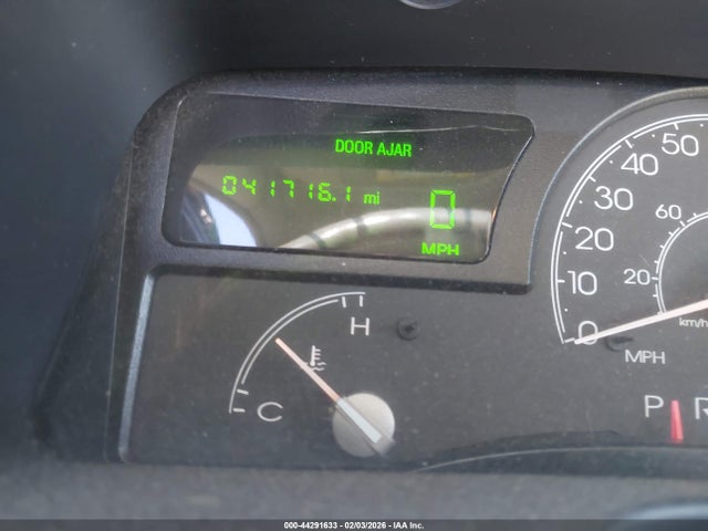2004 LINCOLN TOWN CAR 1L1FM81W94Y623539 Photo 6