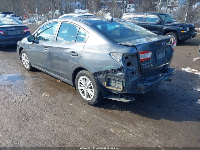 2018 SUBARU IMPREZA 4S3GKAD63J3615820 Photo 2