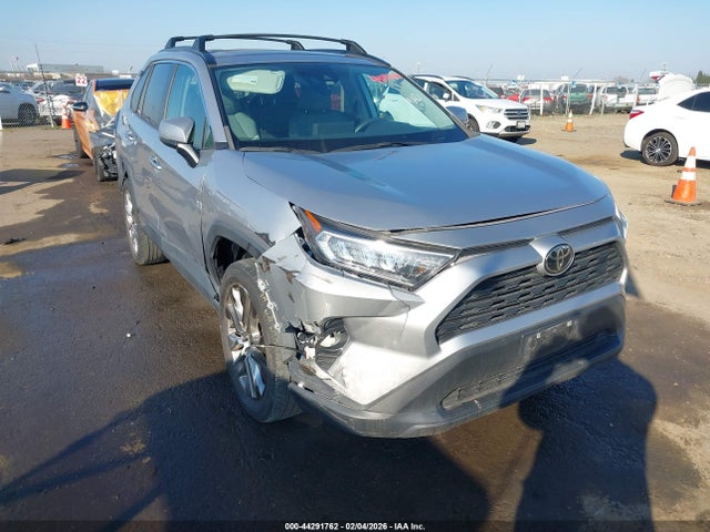 Toyota Rav4 Xle Premium 2021 2T3C1RFV3MC169840 zdjęcie główne