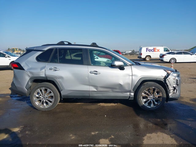 Toyota Rav4 Xle Premium 2021 2T3C1RFV3MC169840 Image 13