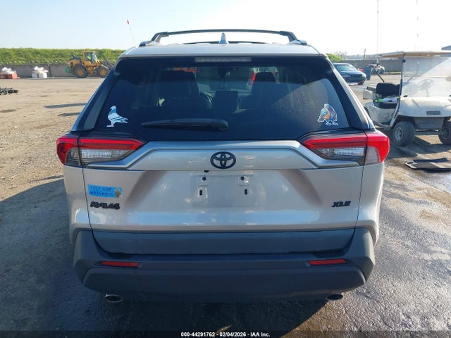 Toyota Rav4 Xle Premium 2021 2T3C1RFV3MC169840 Image 16