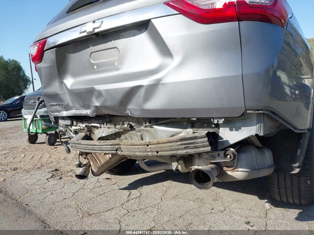 1GNERFKW2KJ221894 Chevrolet Traverse Ls
