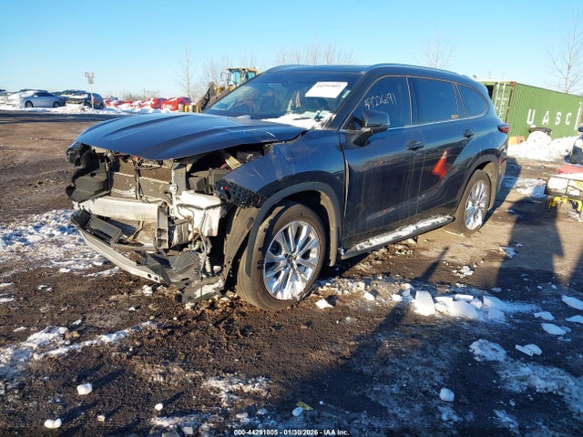 Aukcja sprzedaży 2023 Toyota Highlander Hybrid Limited, vin: 5TDXBRCH2PS120601, numer aukcji: 44291805