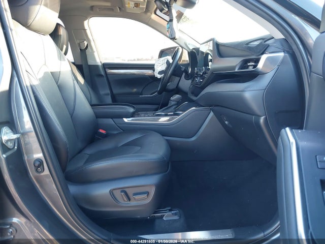 Aukcja sprzedaży 2023 Toyota Highlander Hybrid Limited, vin: 5TDXBRCH2PS120601, numer aukcji: 44291805