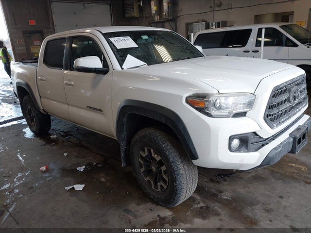 2017 TOYOTA TACOMA 5TFCZ5AN2HX079586