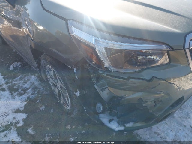 Subaru Forester Premium 2021 JF2SKAJC2MH530707 Image 6
