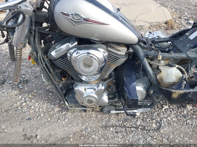 2011 KAWASAKI VN1700 JKBVNRC15BA008565 Photo 8
