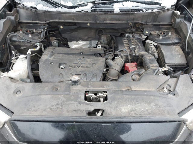 2017 MITSUBISHI OUTLANDER SPORT JA4AP3AU7HZ032528 Photo 9