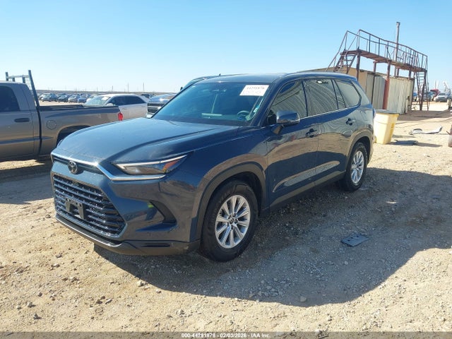 Toyota Grand Highlander Xle 2024 5TDAAAA58RS002686 Image 2