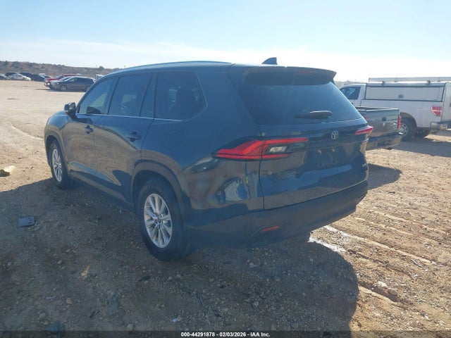 Toyota Grand Highlander Xle 2024 5TDAAAA58RS002686 Image 3