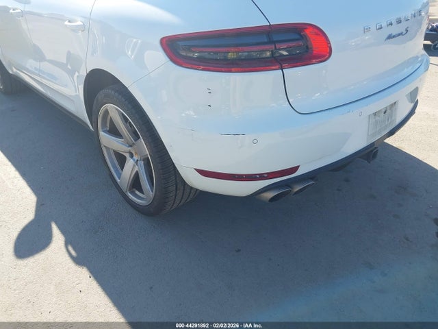 2017 PORSCHE MACAN WP1AB2A50HLB10382 Photo 5