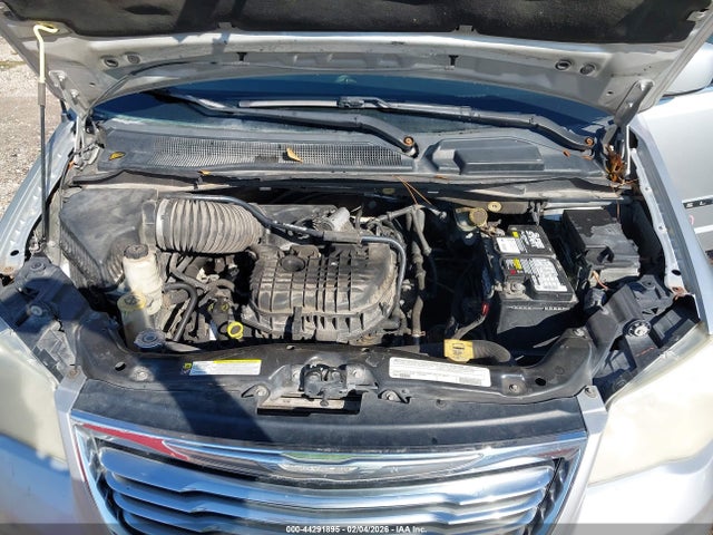 2012 Chrysler Town & Country Touring მანქანა იყიდება აუქციონზე, vin: 2C4RC1BG9CR375295, აუქციონის ნომერი: 44291895