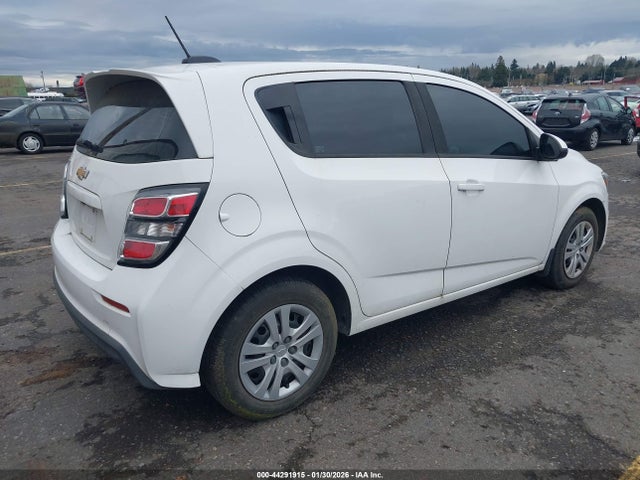1G1JG6SG3H4177538 Chevrolet Sonic Lt Auto