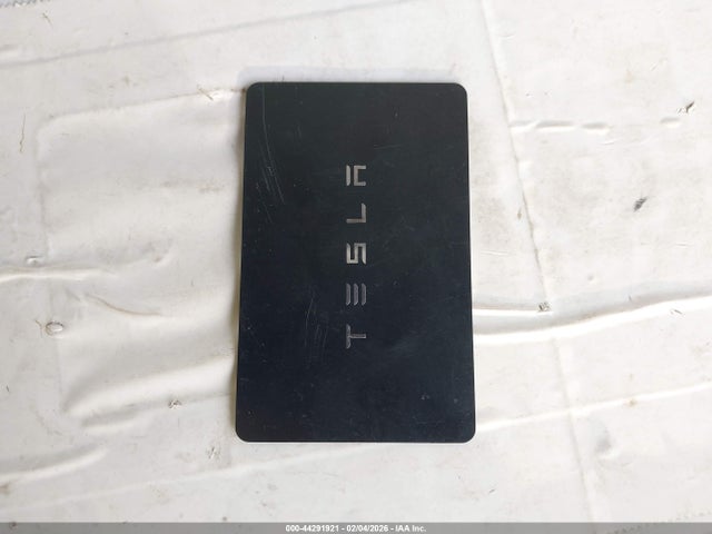 2021 TESLA MODEL Y 5YJYGDEE0MF261369 Photo 10