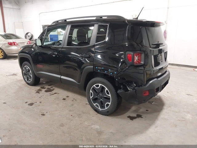 ZACCJBCB0HPF85946 Jeep Renegade Trailhawk 4x4