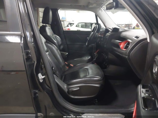 ZACCJBCB0HPF85946 Jeep Renegade Trailhawk 4x4
