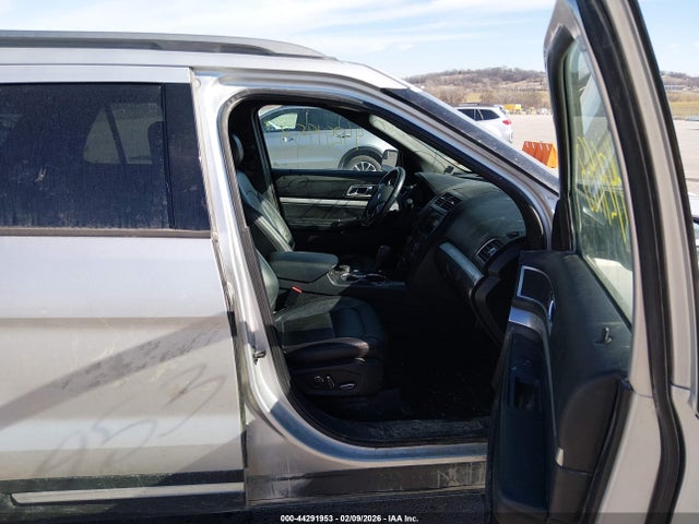 1FM5K8D87HGD40808 Ford EXPLORER XLT