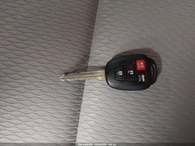 2017 TOYOTA COROLLA 2T1BURHEXHC876402 Photo 10