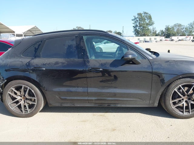 WP1AA2A5XRLB13150 Porsche Macan T