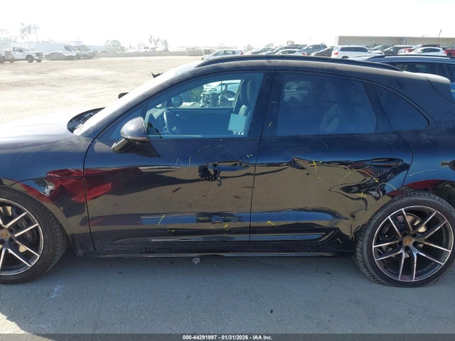 WP1AA2A5XRLB13150 Porsche Macan T