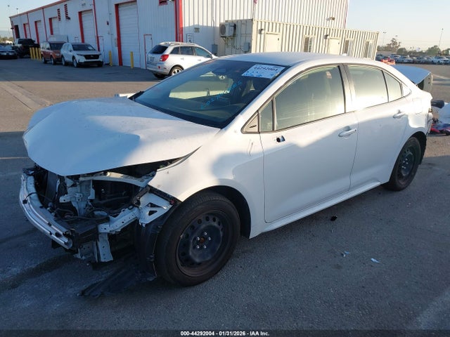 Toyota COROLLA LE 2023 JTDB4MEE7PJ011476 Image 2