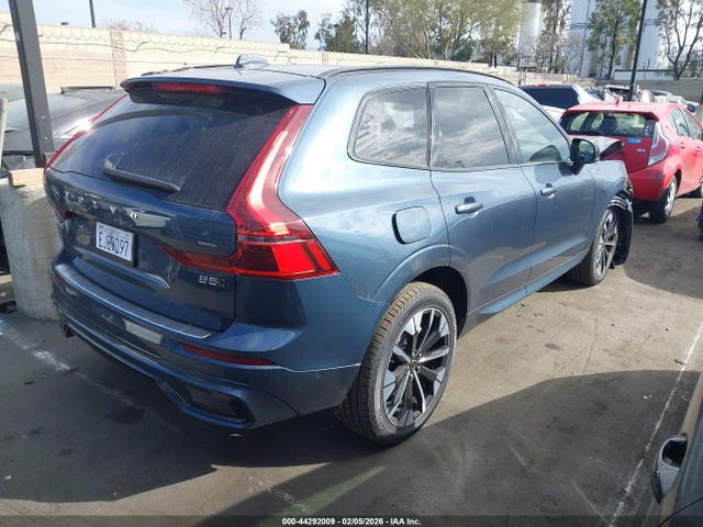 Volvo Xc60 B5 Plus 2026 YV4M12RCXT1375185 Image 4
