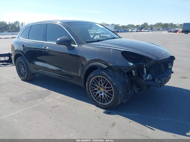 2016 PORSCHE CAYENNE WP1AA2A28GLA03863