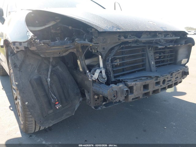 2016 PORSCHE CAYENNE WP1AA2A28GLA03863 Photo 5