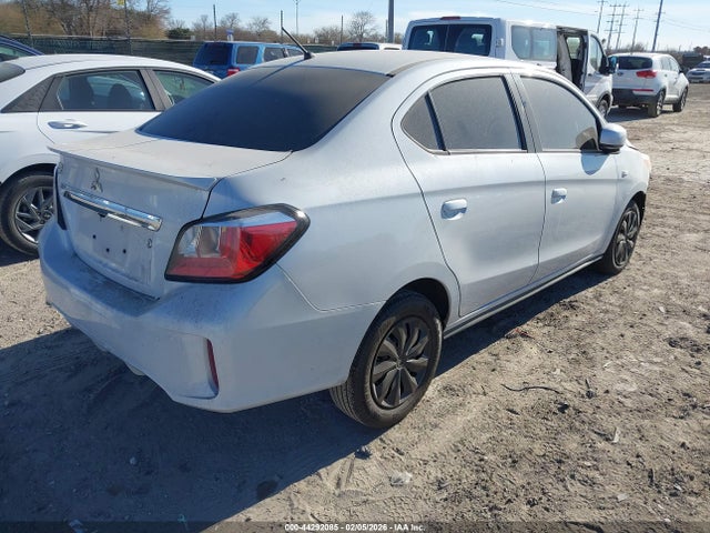 2023 MITSUBISHI MIRAGE G4 ML32FUFJ2PHF06560 Photo 3