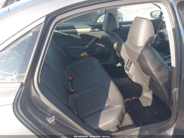 44292098 :رقم المزاد ، 1VWWA7A3XLC004579 vin ، 2020 Volkswagen Passat 2.0t Se مزاد بيع