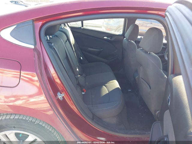 1G1BE5SM8J7118502 Chevrolet Cruze Lt Auto