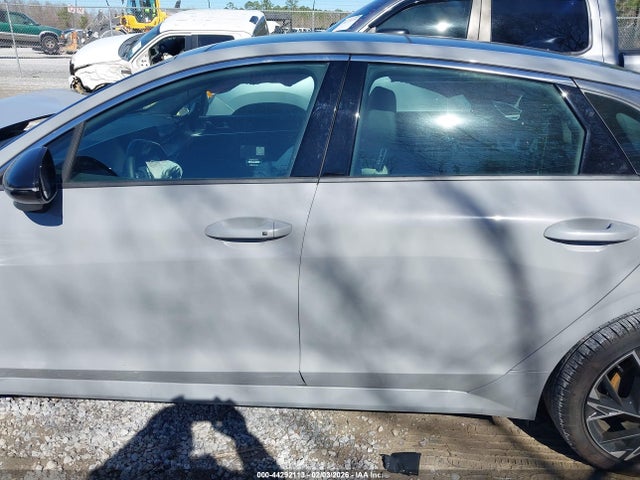 KNAG64J77S5311721 KIA K5 Gt-line